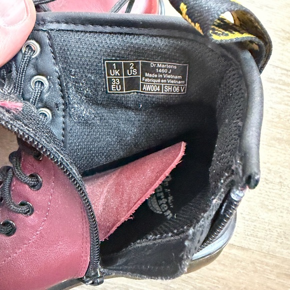 Dr. Martens kids boots minimum wear - Picture 5 of 16